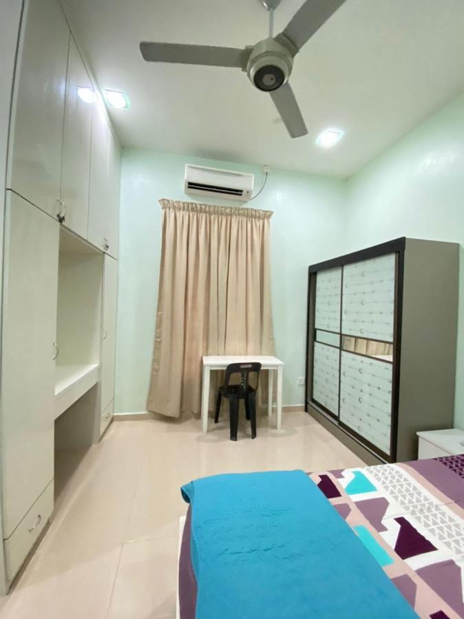 Family Homestay Kuala Terengganu Exterior foto